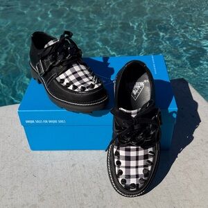 John Fluevog 7th Heaven Spike Nadia Black Plaid Shoes Size 8